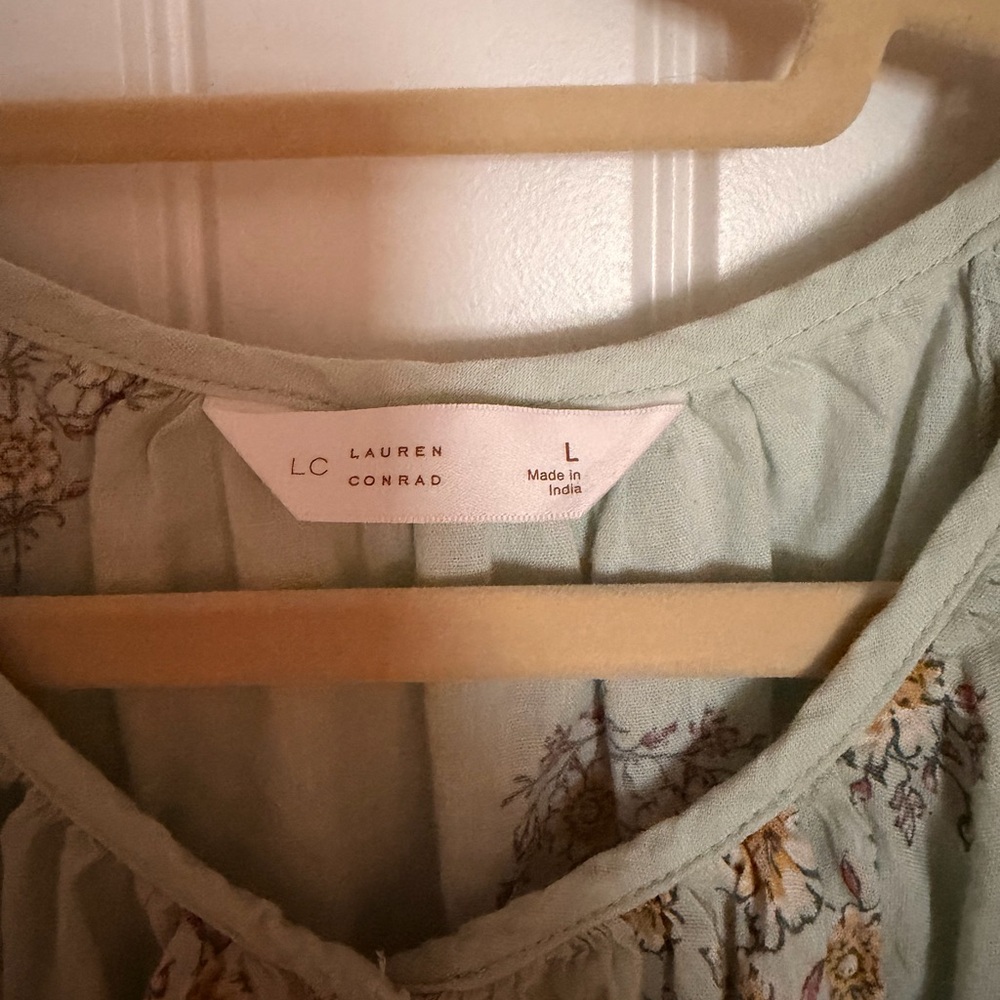 LC Lauren Conrad Light Green Floral Button Down Shirt